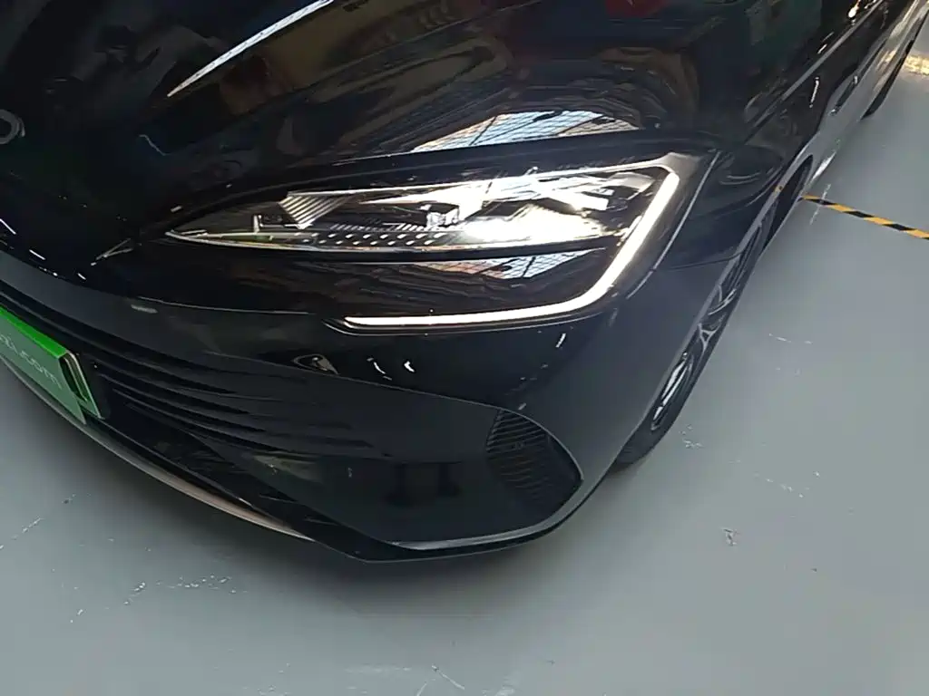 BYD Seal 2024 2024 Glory Edition DM-i 1.5L 121km Prestige