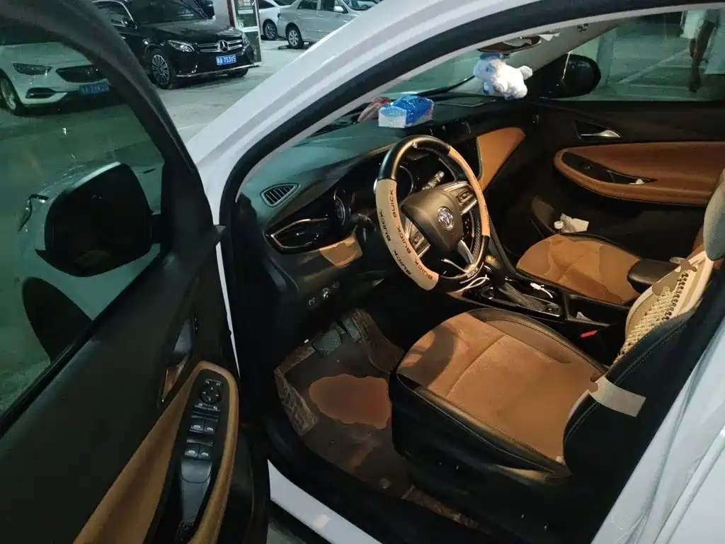 BUICK ANGKOLA GX