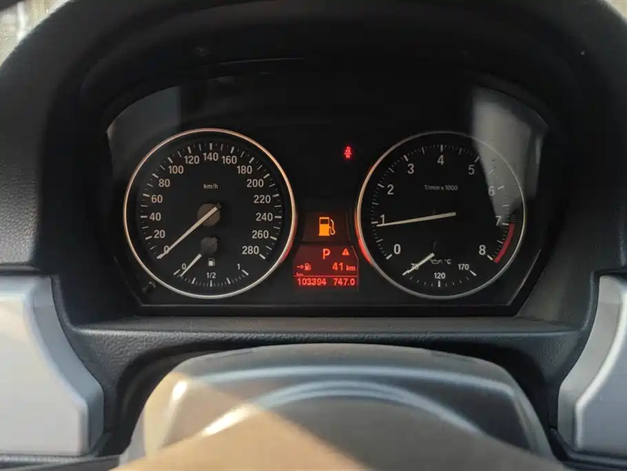 BMW 3 Series (Import) 2011 325i Convertible Coupe фото 14