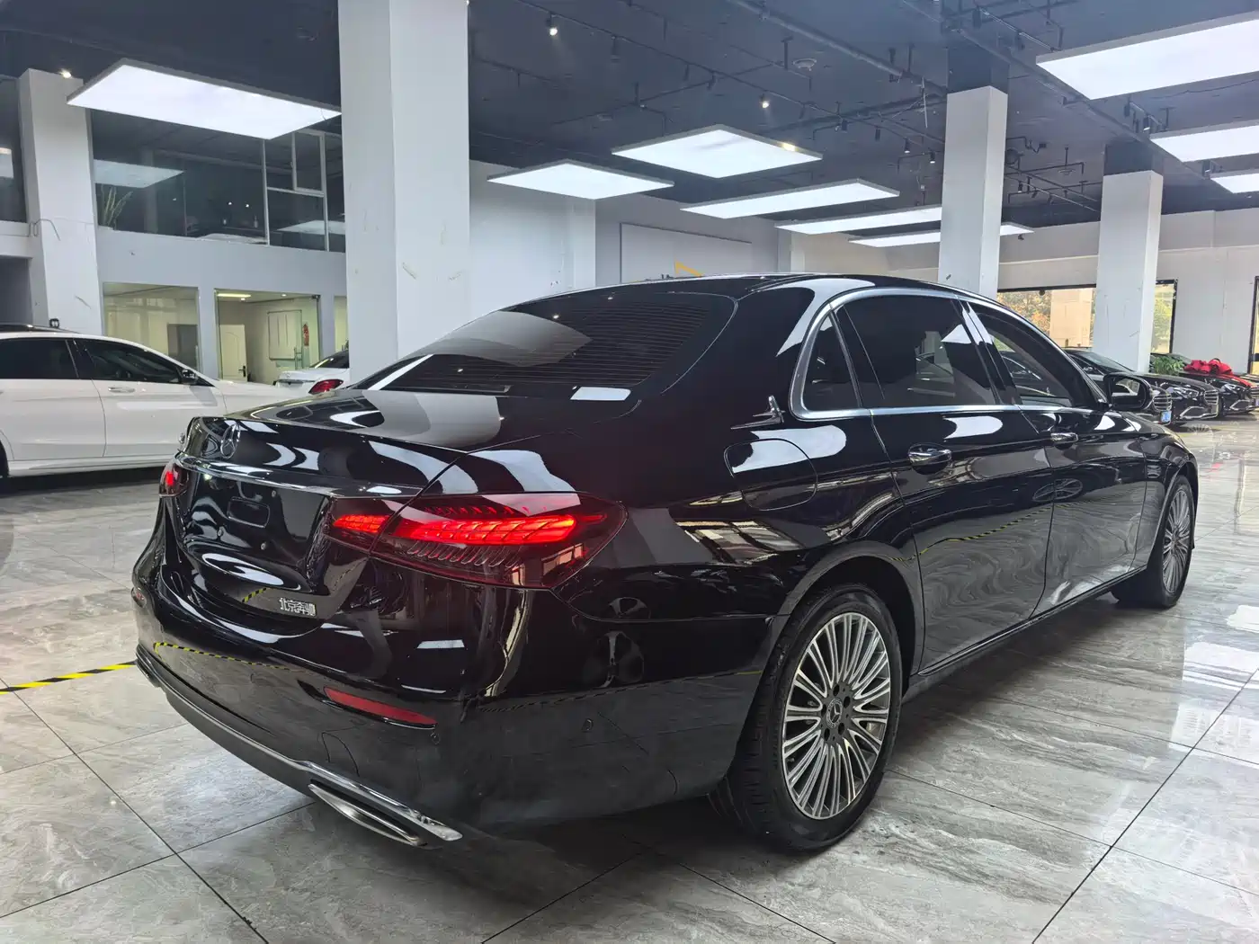 MERCEDES-BENZ E CLASS