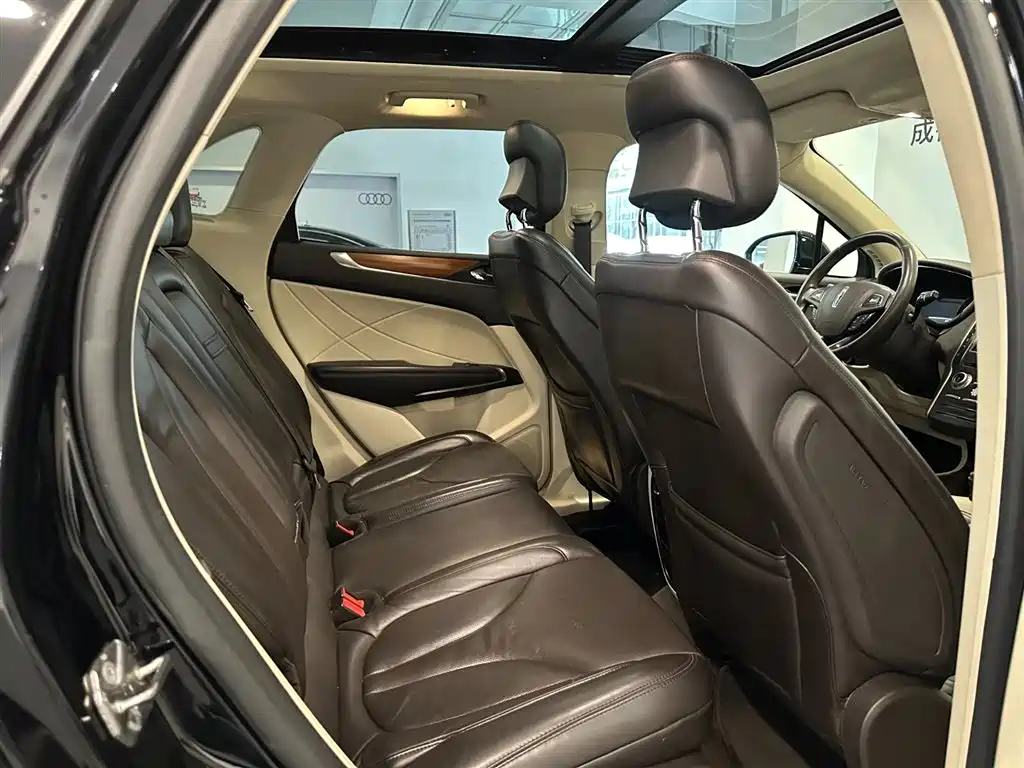 Lincoln MKC 2016 2014 2.0T 2WD Elegance Edition