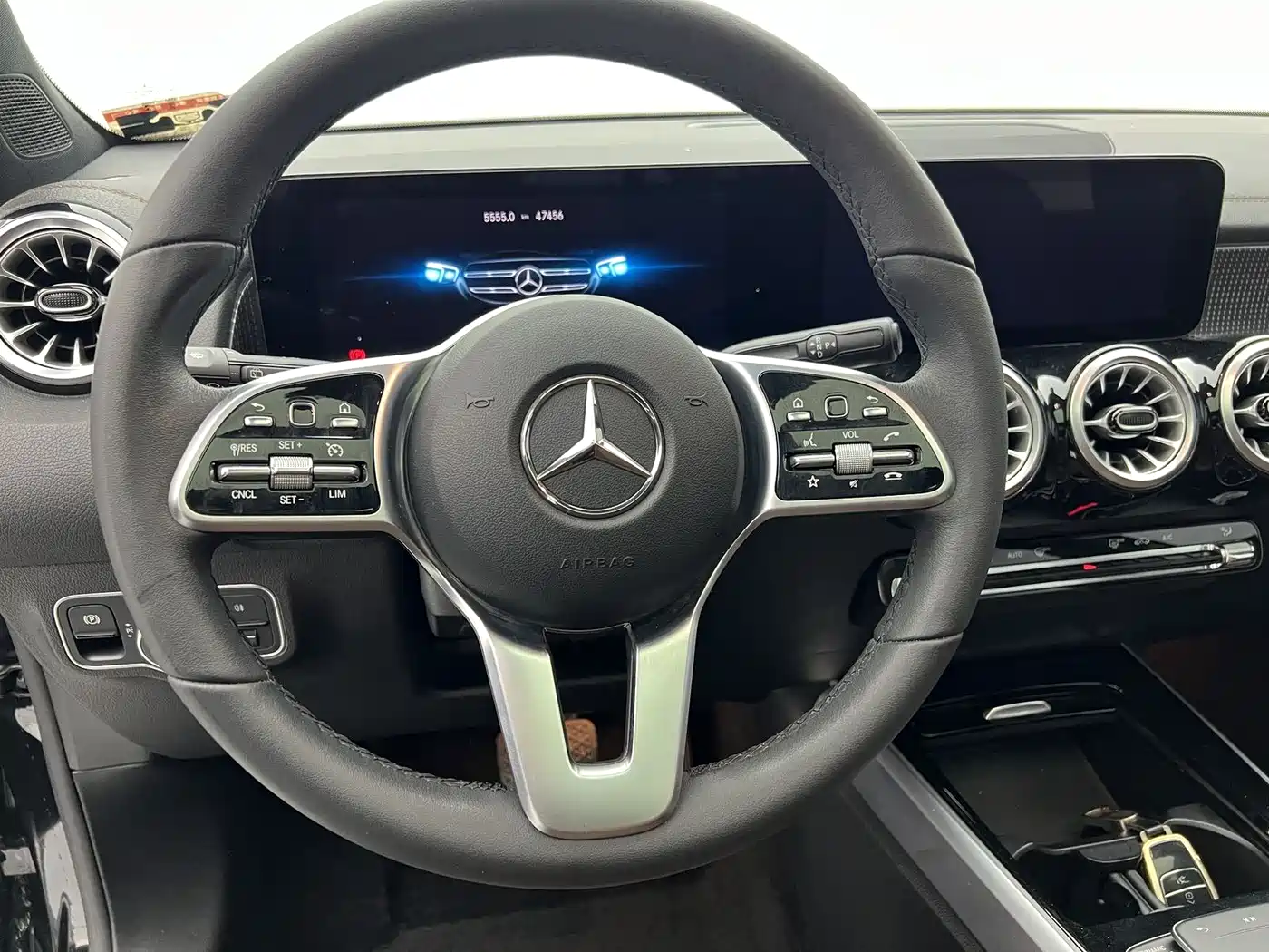 Mercedes-Benz GLB 2023 GLB 220 Dynamic фото 11