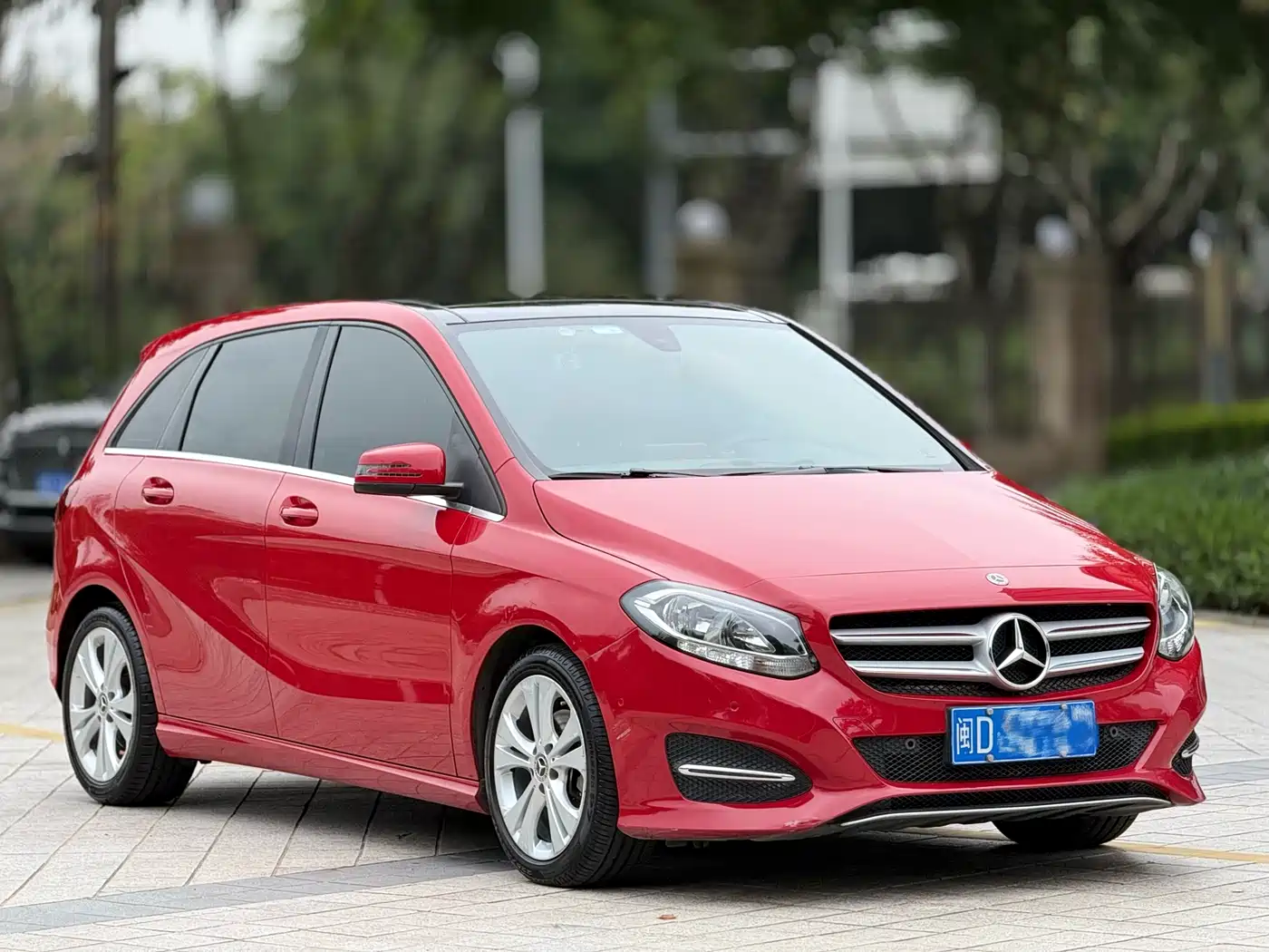 Mercedes-Benz B-Class 2017 B 200 Dynamic фото 3