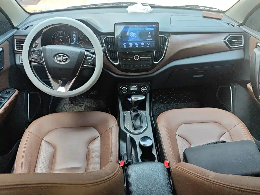 FAW Senya R7 2017 2016 1.6L Automatic Smart