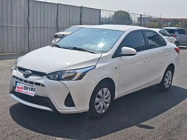 TOYOTA YARIS L TO ENJOY