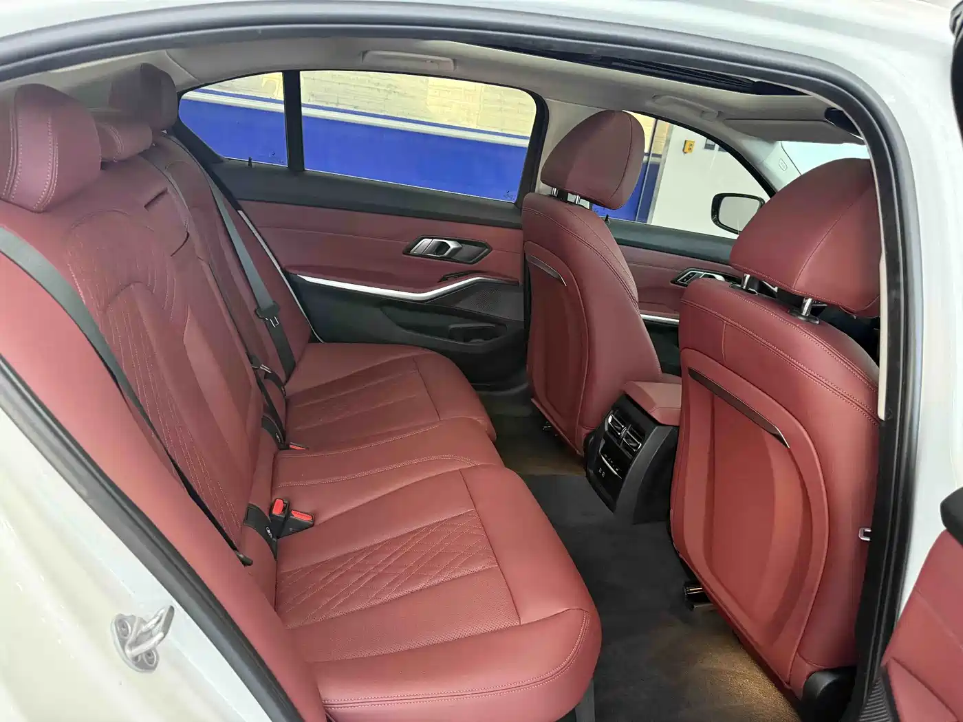BMW 3 Series 2023 320Li M Sport Package фото 20