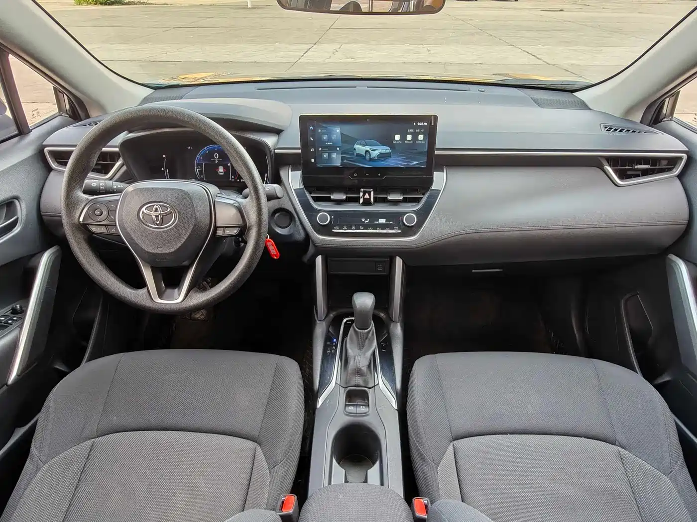 Toyota Frontlander 2022 2.0L CVT Elite фото 13