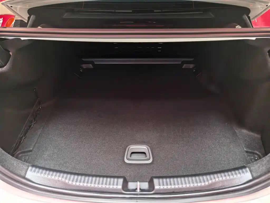 Mercedes-Benz C-Class 2025 Facelift C 260 L Sport Edition фото 19