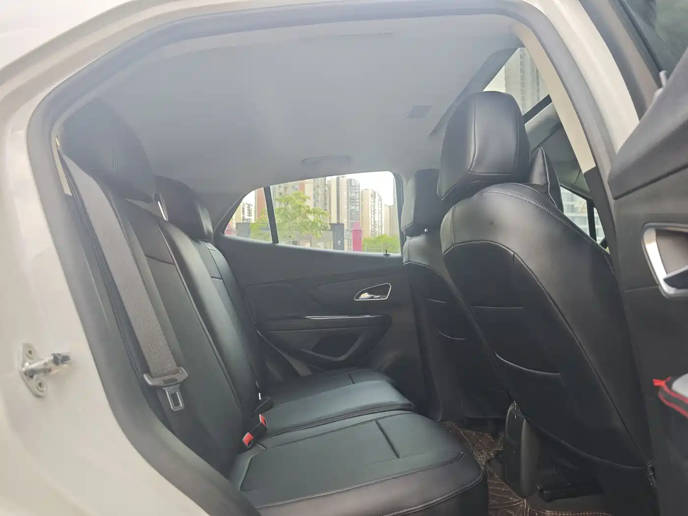 Фото 12 - Buick Encore