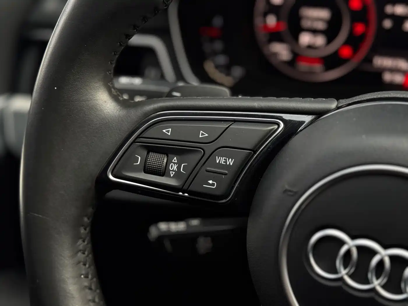 Audi A4L 2018 30th Anniversary 40 TFSI Sport фото 16