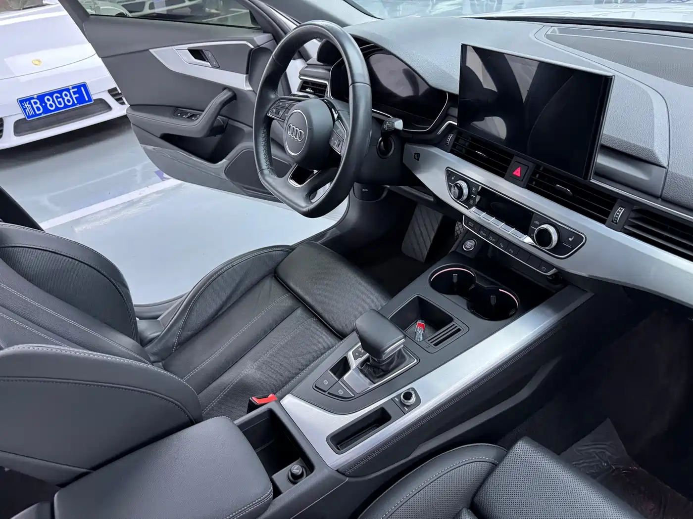 Audi A4L 2022 40 TFSI Luxury Dynamic фото 13