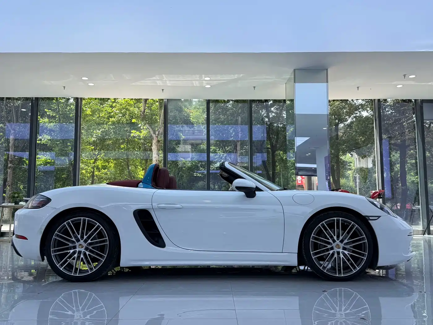 Porsche 718 2018 Boxster 2.0T фото 7