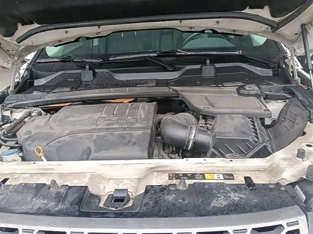 Land Rover Discovery Sport 2018 240PS SE Edition фото 20