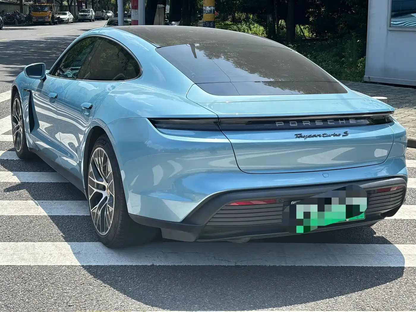 Porsche Taycan 2021 2020 Taycan