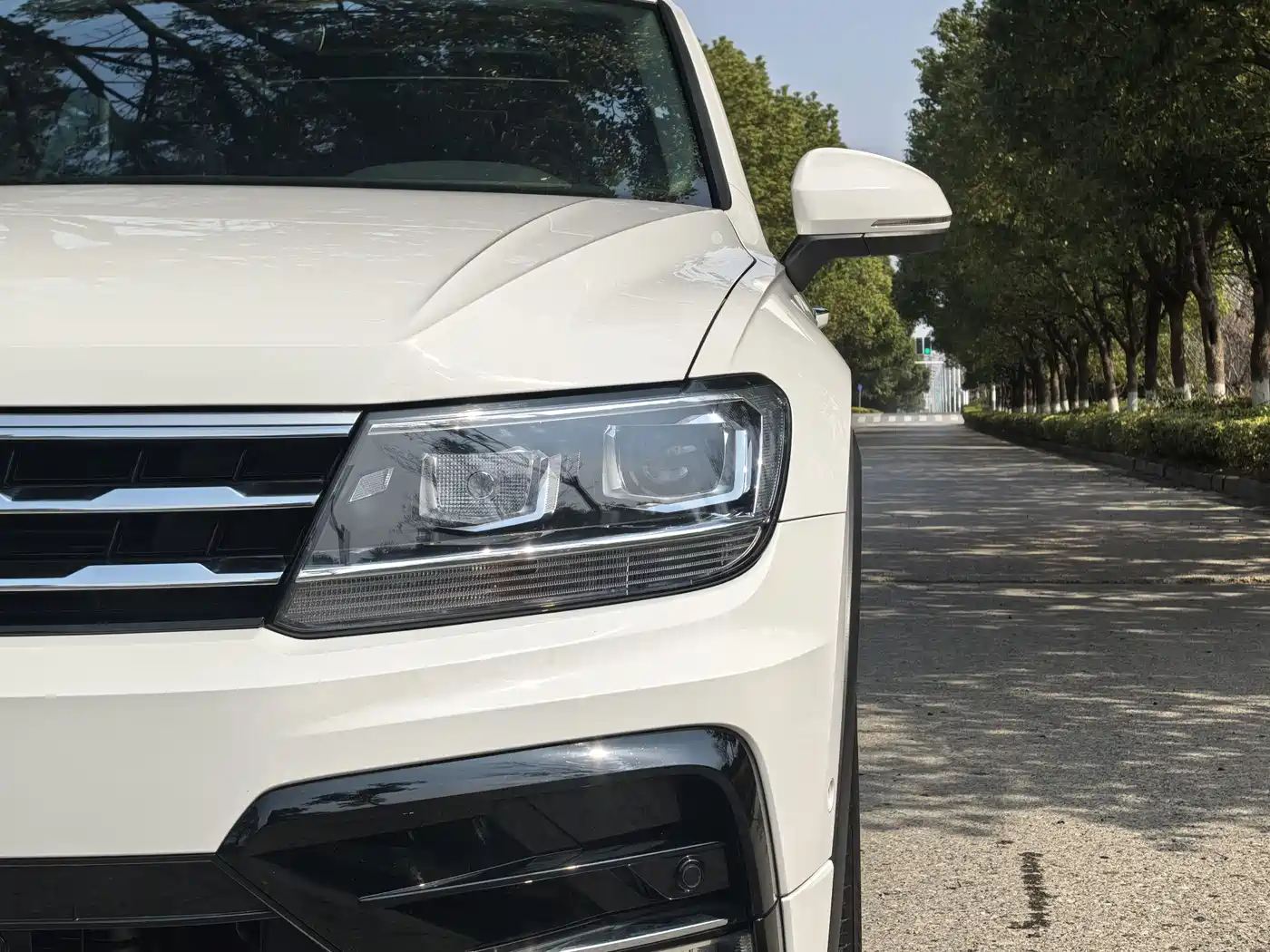 Volkswagen Tiguan L 2021 330TSI Automatic 2WD R-Line Premium фото 8