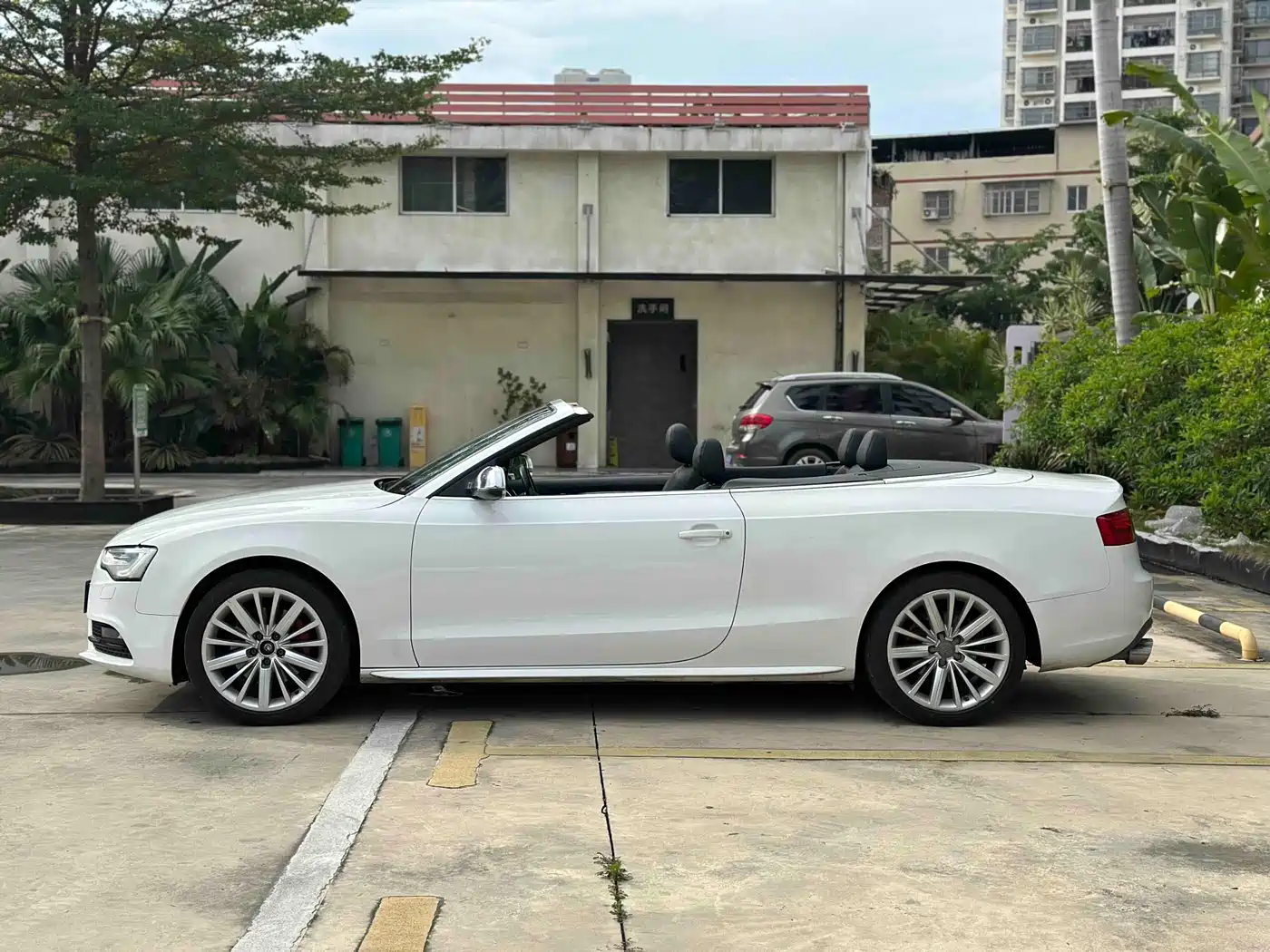 Audi A5 (Import) 2012 2.0TFSI Cabriolet quattro фото 4