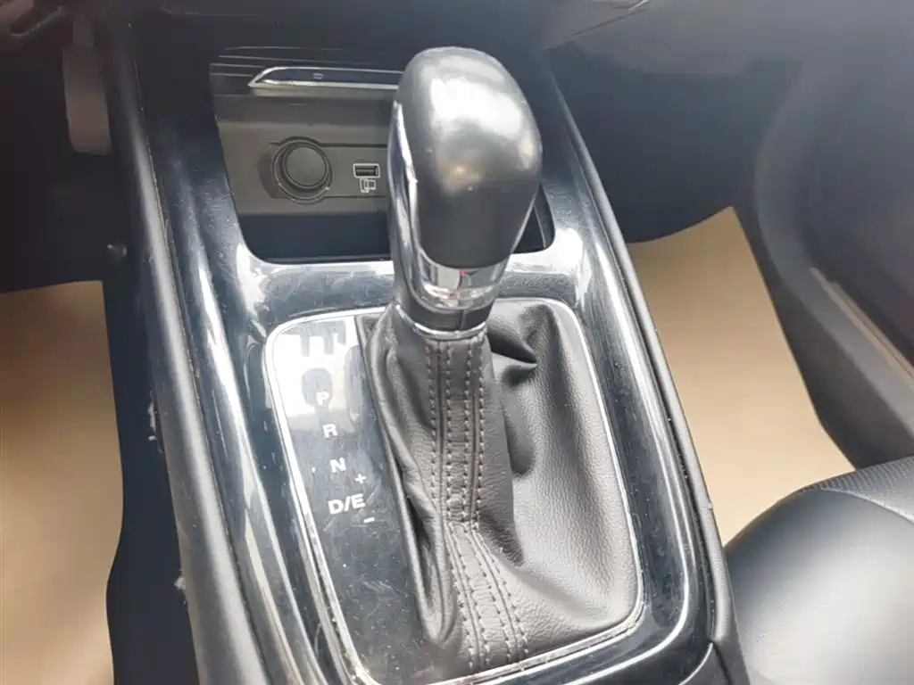 Roewe i5 2019 2019 1.5L Auto 4G Langhao Edition