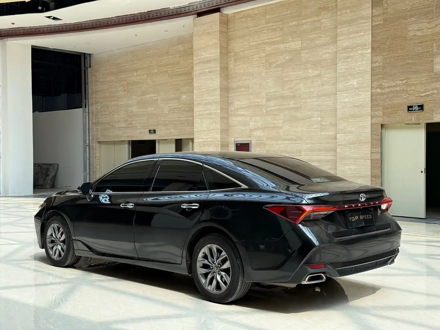 Toyota Avalon 2019 2.0L Luxury Edition (China VI) фото 6