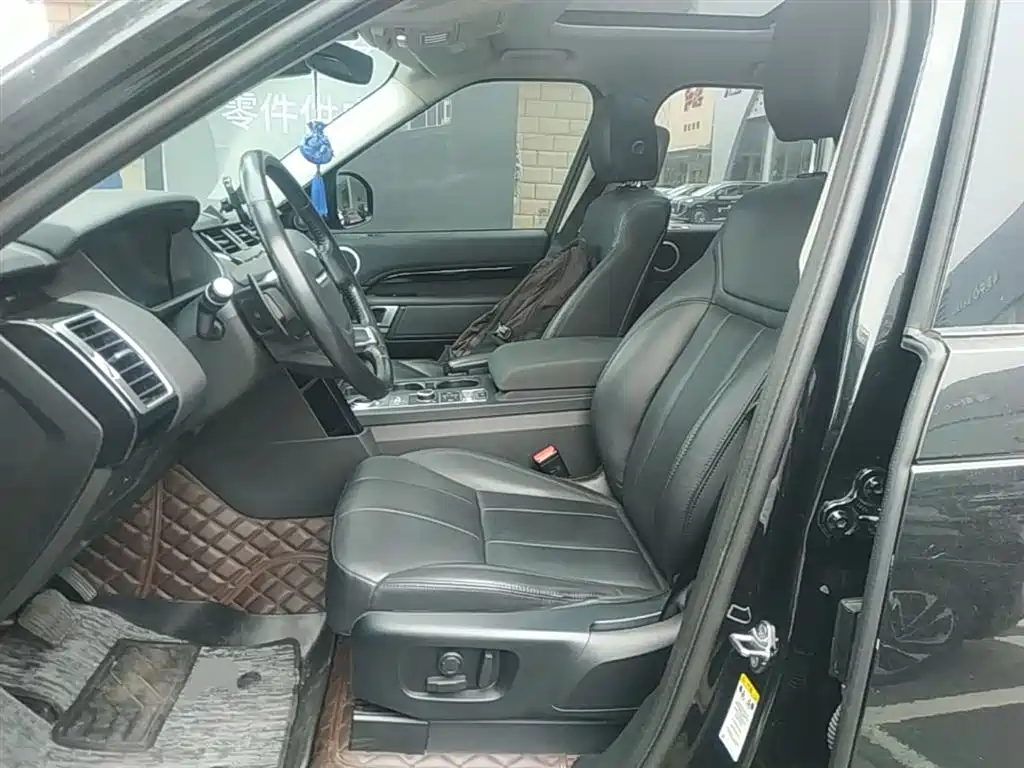 Land Rover Discovery 2020 3.0 SC V6 SE фото 15