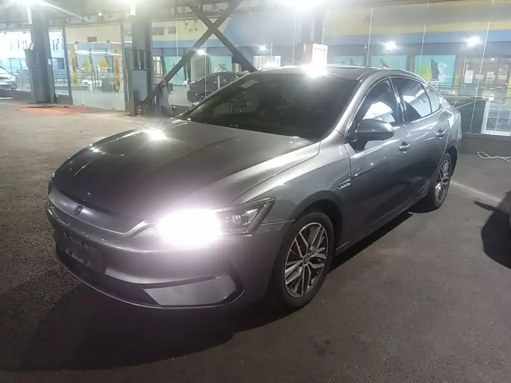 BYD Qin PLUS 2021 2021 EV 500KM Premium Model