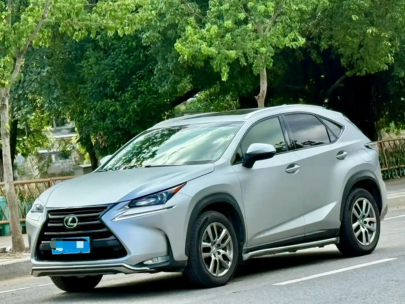 Фото 1 - Lexus NX