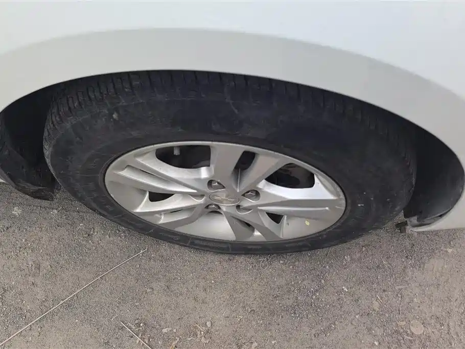 Chevrolet Cavalier 2019 320 Automatic Joy Edition фото 6