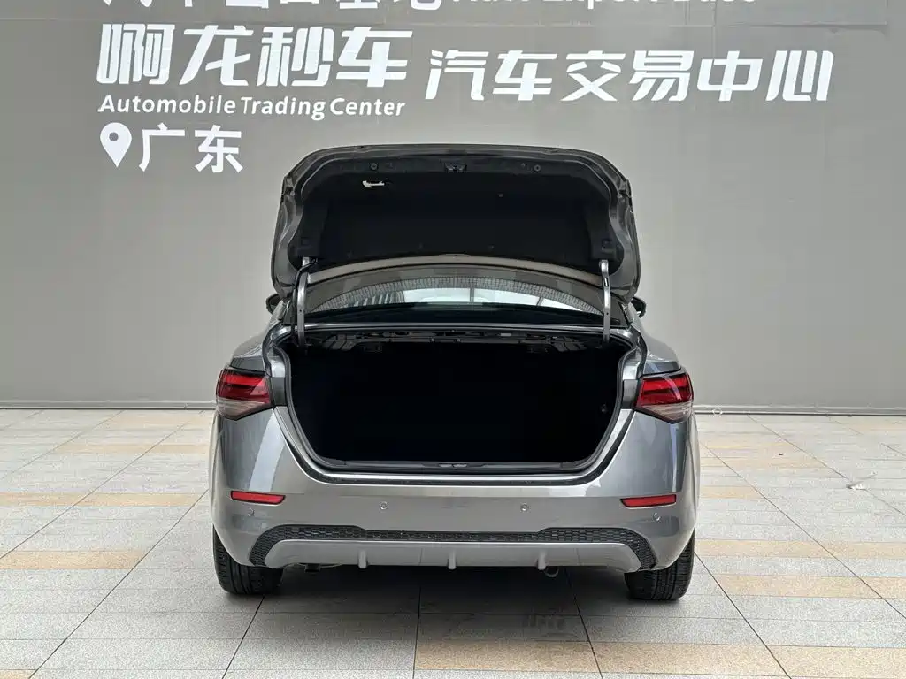 Nissan SYLPHY, миниатюра 17