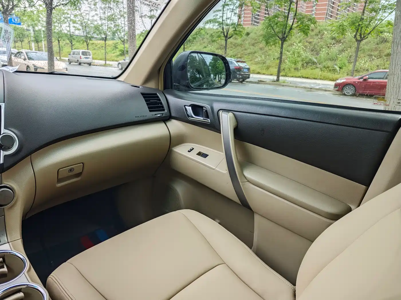 Toyota Highlander 2009 2.7L 2WD 7-seater Luxury Edition фото 12