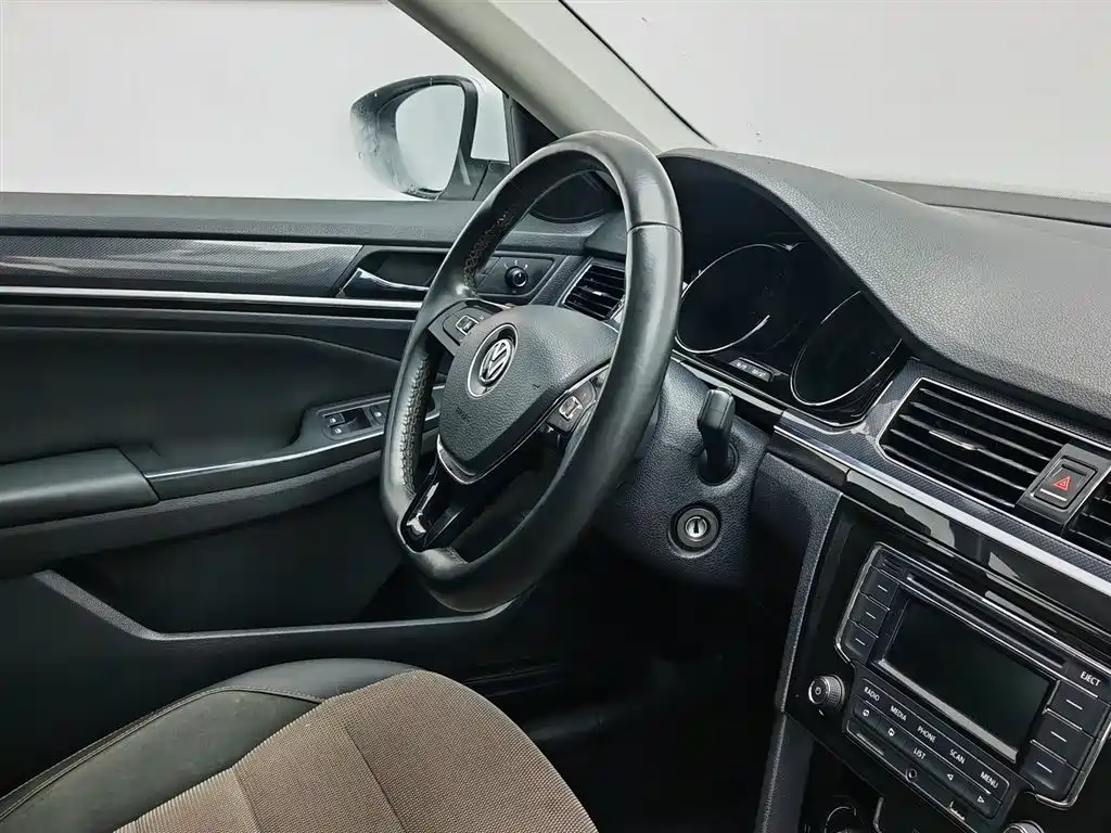Volkswagen C-TREK 2018 1.5L Automatic Comfort фото 22