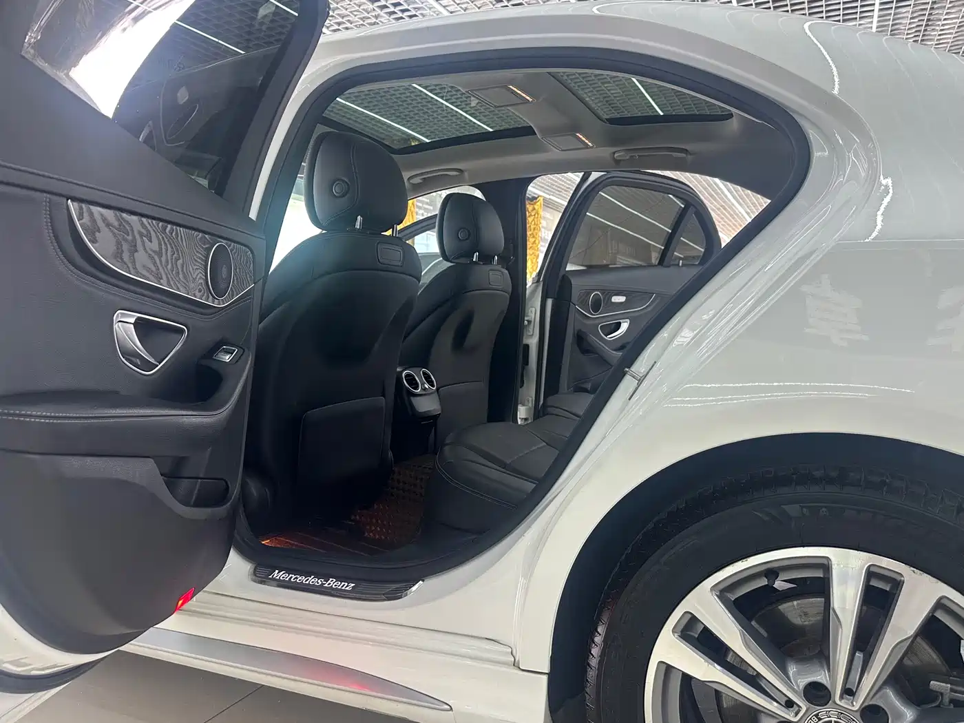 Mercedes-Benz C-Class 2018 C 200 L Sport Edition фото 10