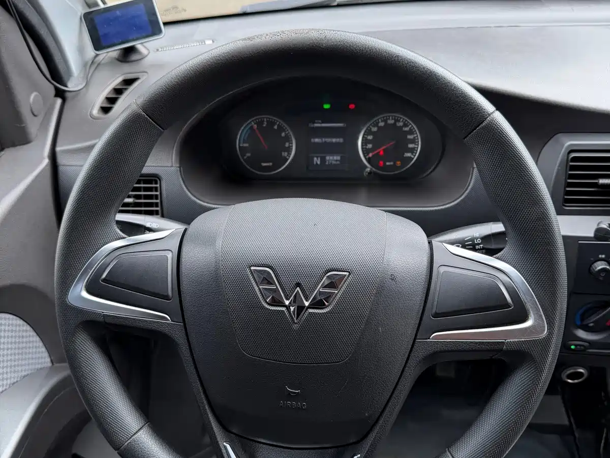 Wuling Motors Wuling Rongguang EV 2022 2022 Basic Passenger Vehicle EVE Battery