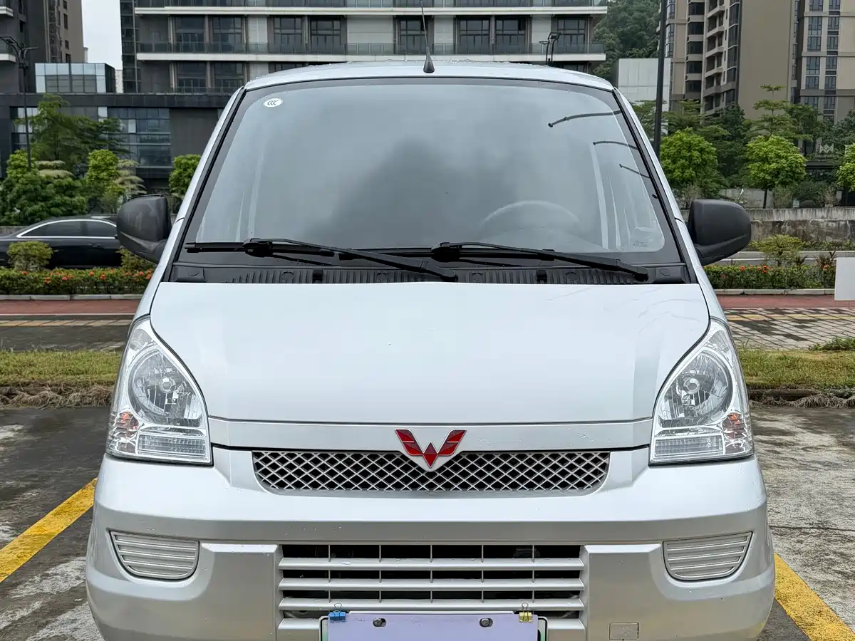 Wuling Motors Wuling Rongguang EV 2022 2022 Basic Passenger Vehicle EVE Battery