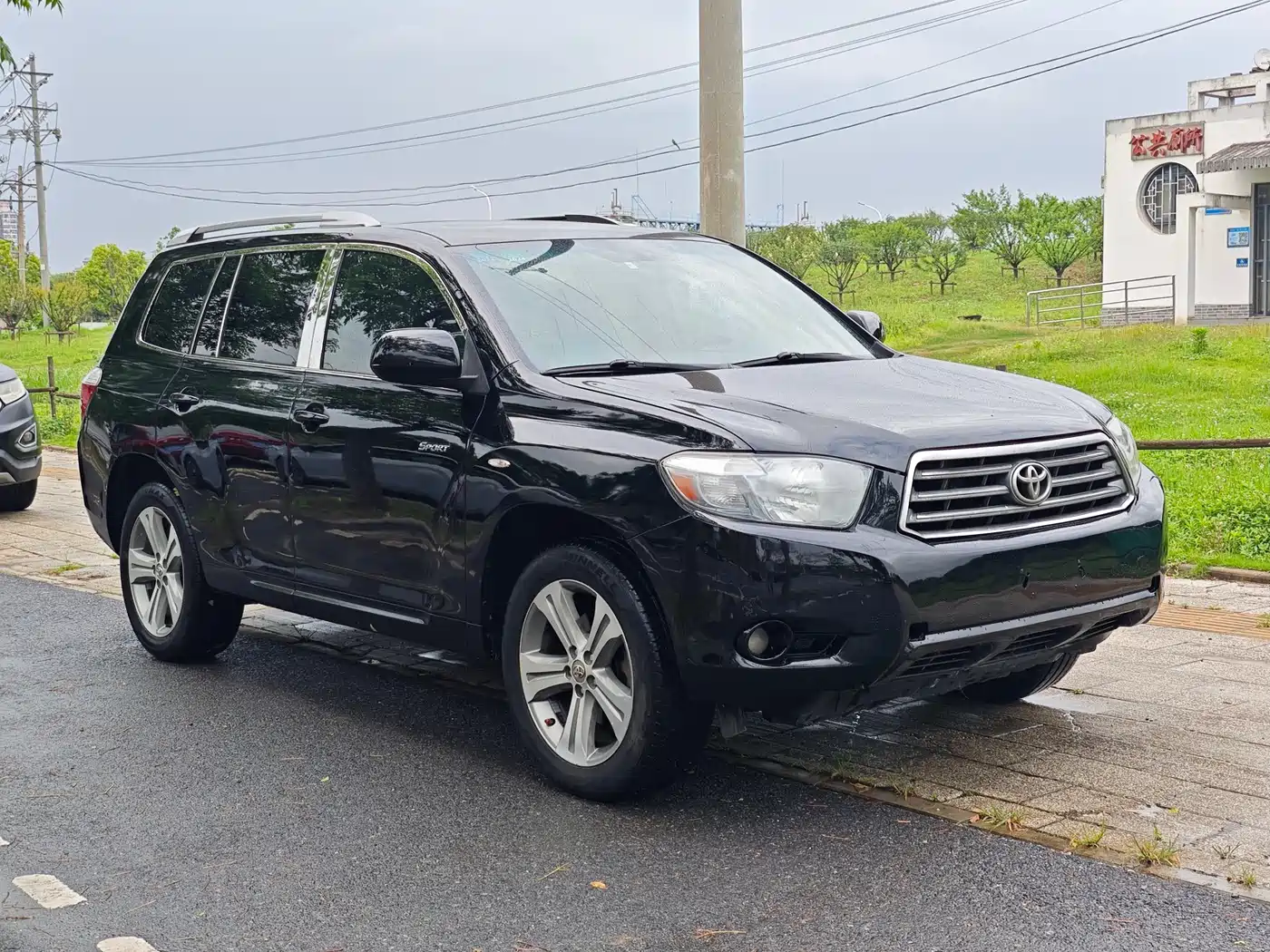 Toyota Highlander 2009 2.7L 2WD 7-seater Luxury Edition фото 3