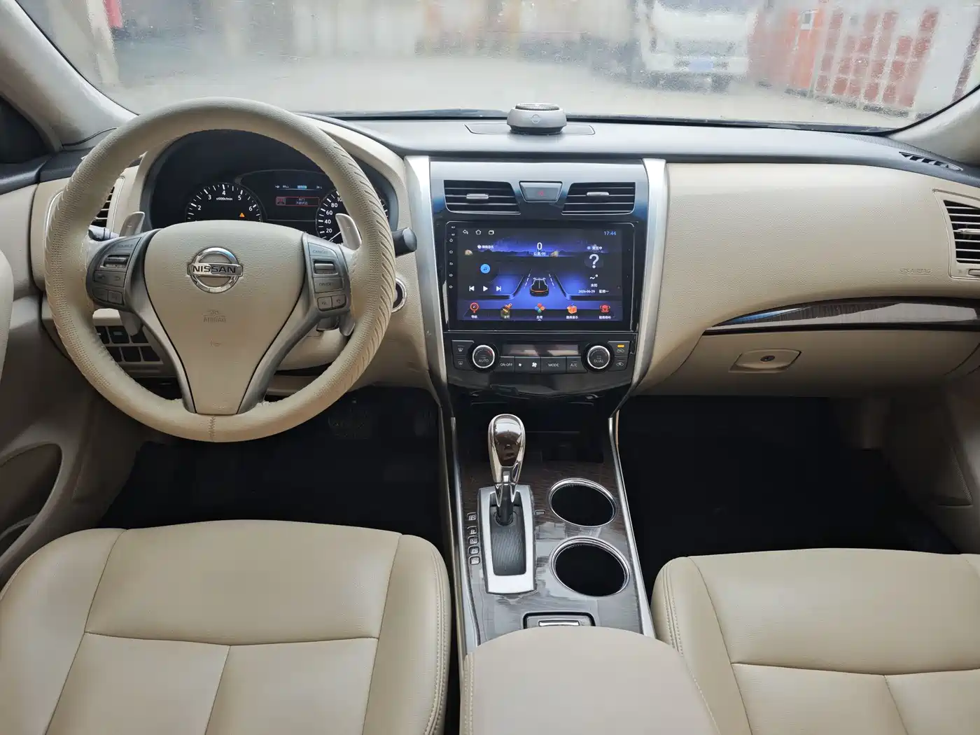 Фото 5 - Nissan Teana
