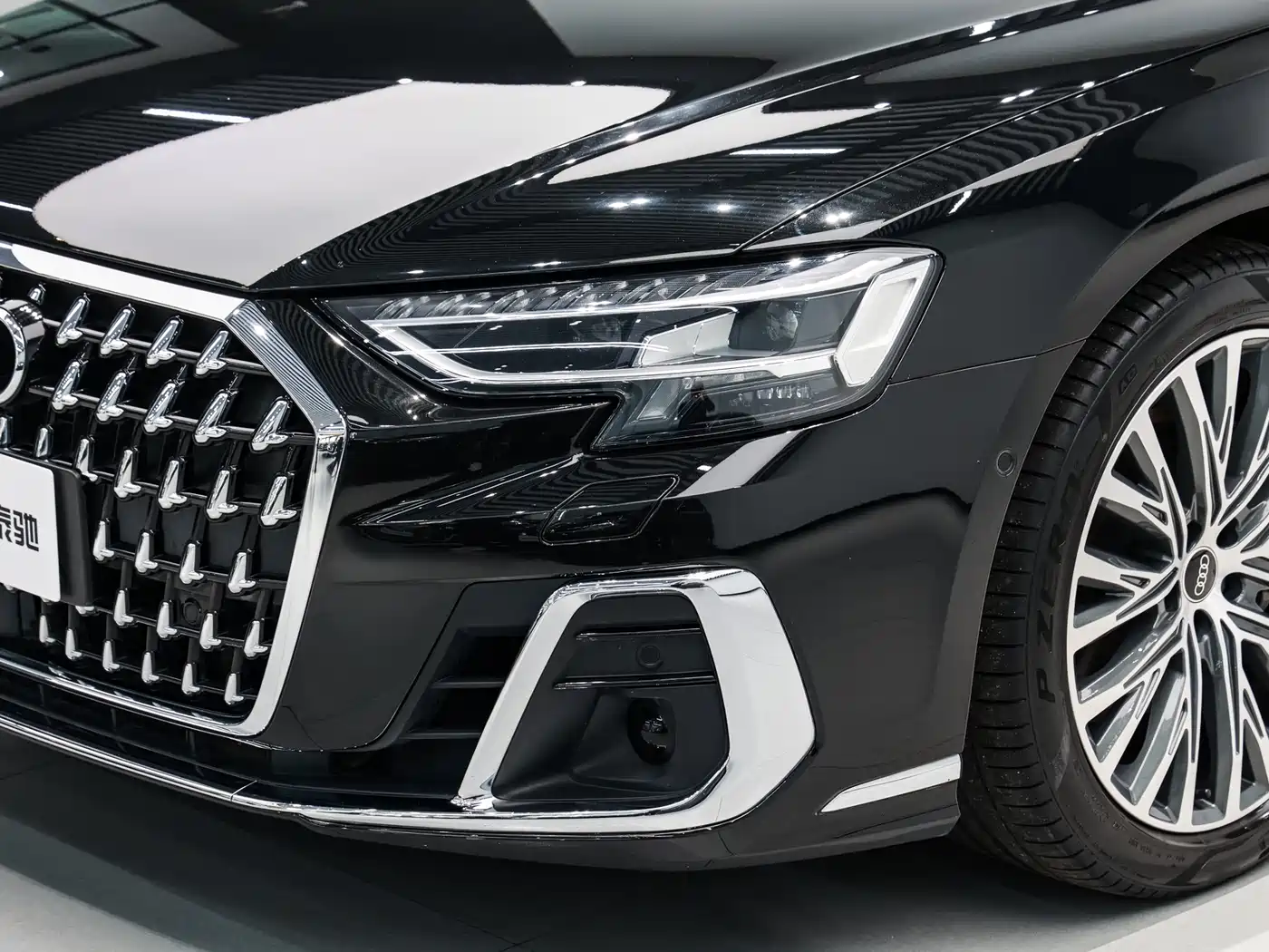 Audi A8 2023 A8L 50 TFSI quattro Premium фото 8