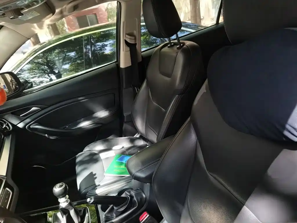 BYD Song 2021 2021 Classic Edition 1.5T Manual Luxury