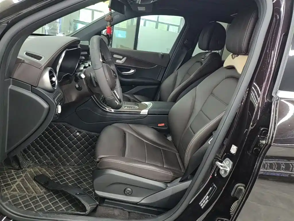 Mercedes-Benz GLC 2022 Facelift GLC 260 L 4MATIC Luxury Model фото 15