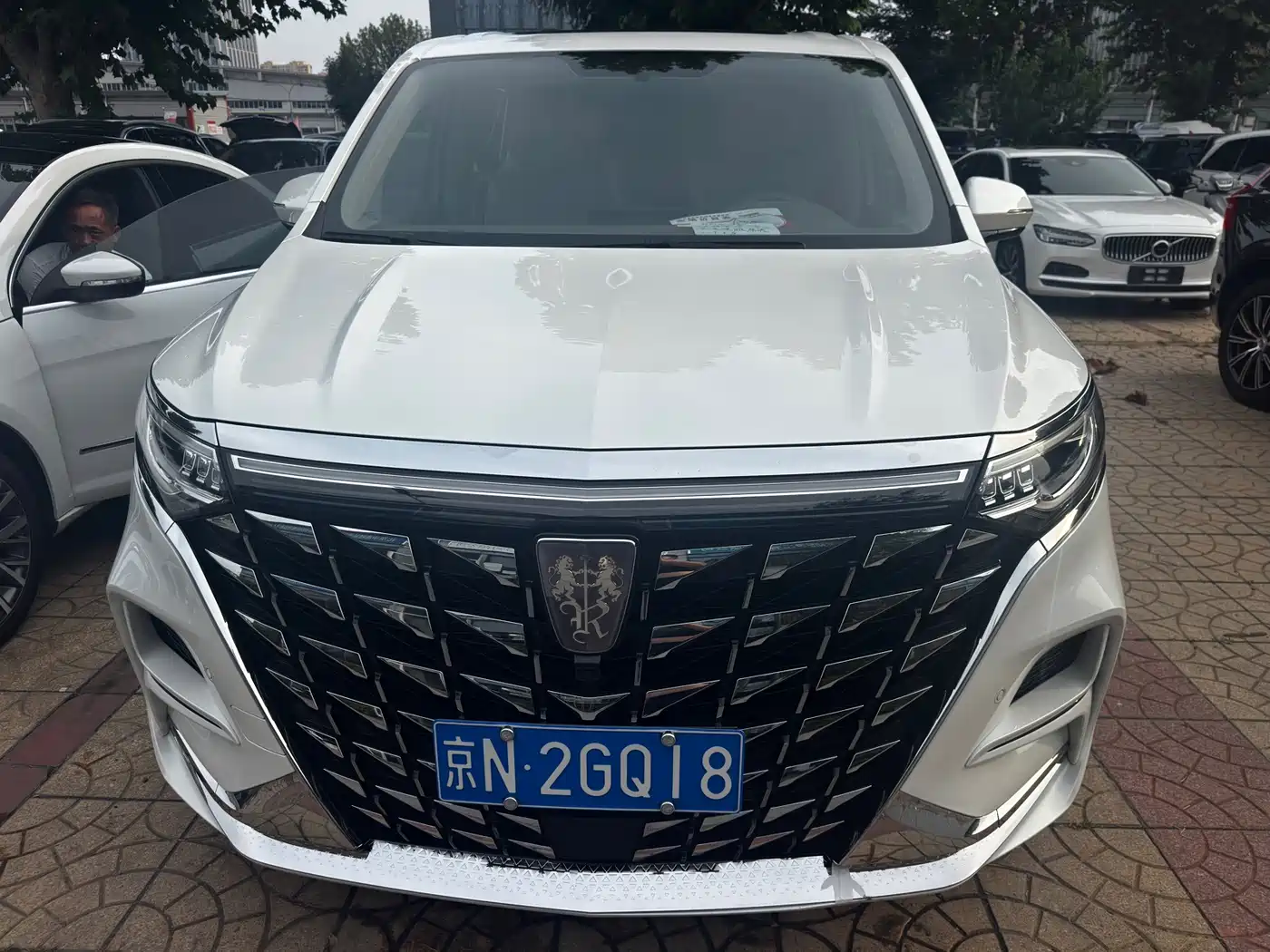 Roewe iMAX8 2024 2023 400TGI Comfort Edition