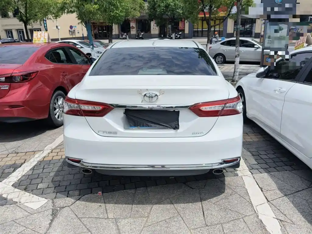 Toyota Camry 2023 2.0G Luxury Edition фото 7