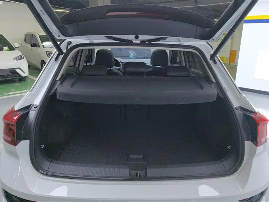 Volkswagen T-ROC 2022 280TSI DSG 2WD Elite PLUS фото 4