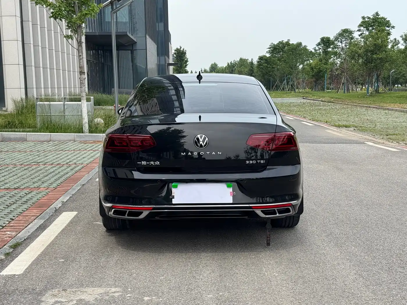 Volkswagen Magotan 2023 2 Million Units Anniversary Edition 330TSI DSG Leading Type фото 17