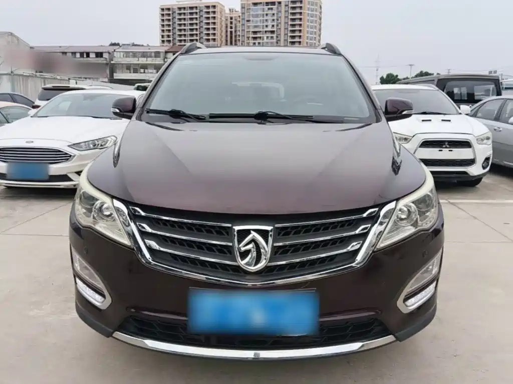 Baojun 560 2016 2015 1.8L Manual Luxury