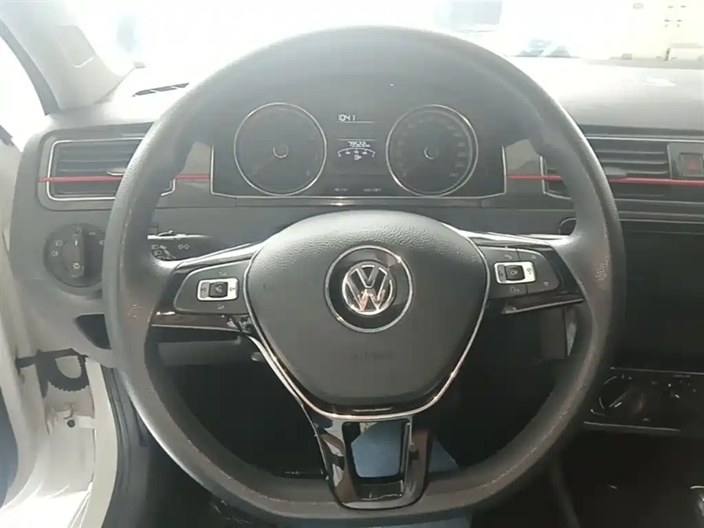 Volkswagen Santana 2018 Gran Santana 1.5L Automatic Comfortline фото 11