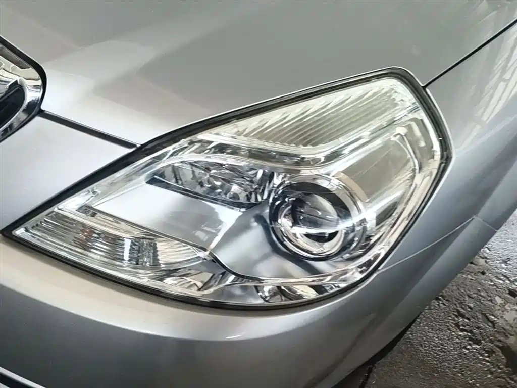 Buick Excelle 2015 1.5L Automatic Classic фото 24