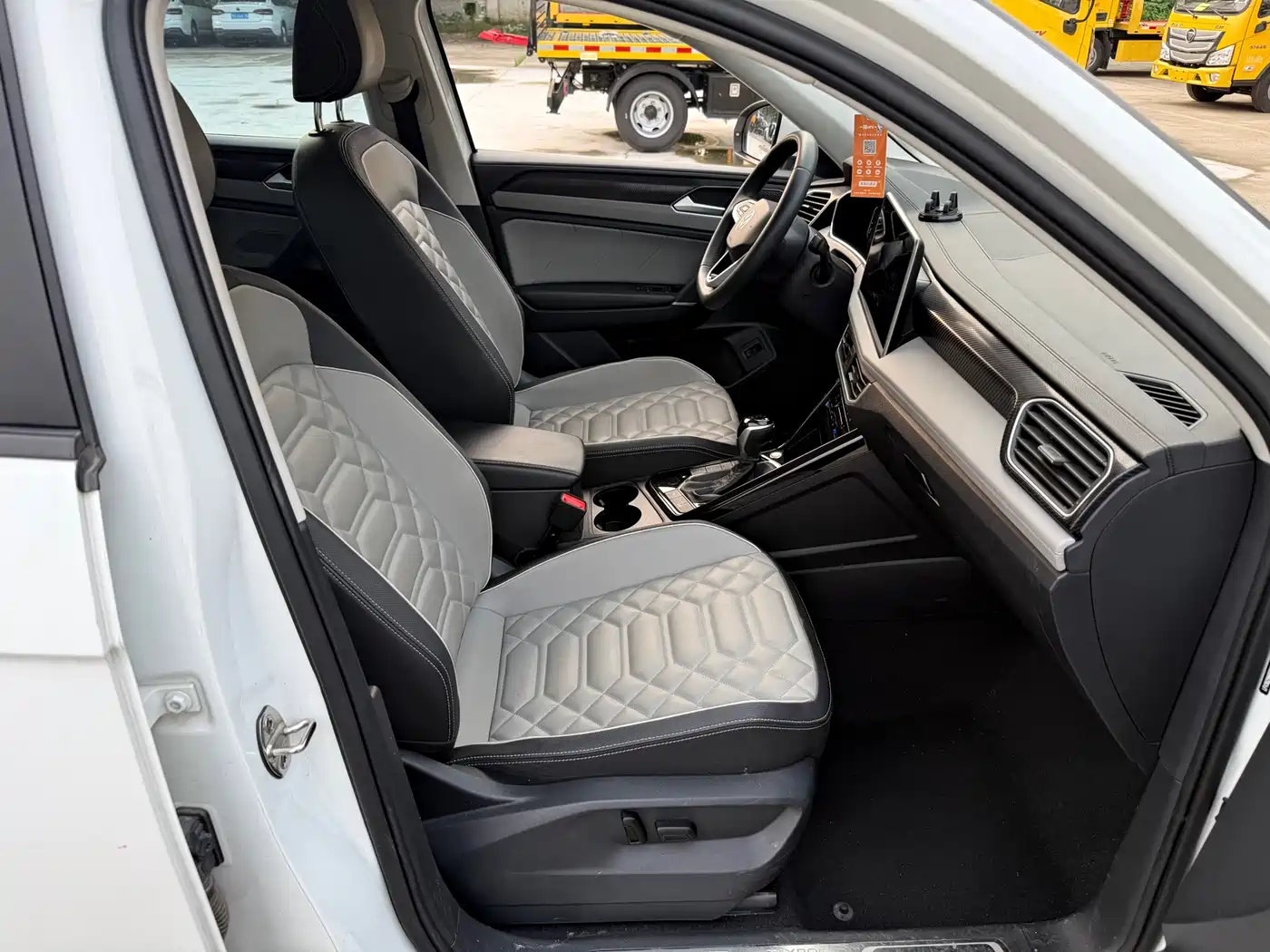 Volkswagen Tayron 2023 330TSI 2WD Luxury Plus Advanced Edition фото 9