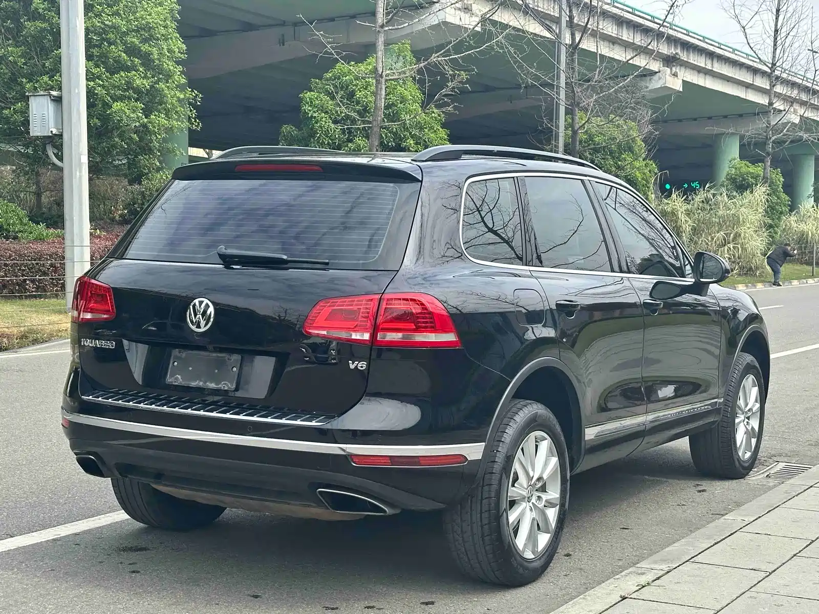 Фото 6 - Volkswagen Touareg