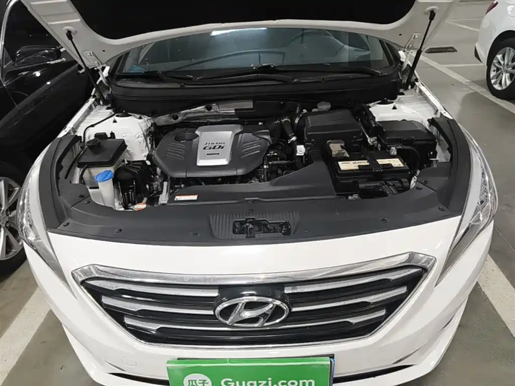 Hyundai Sonata 2015 1.6T GLS Smart фото 20