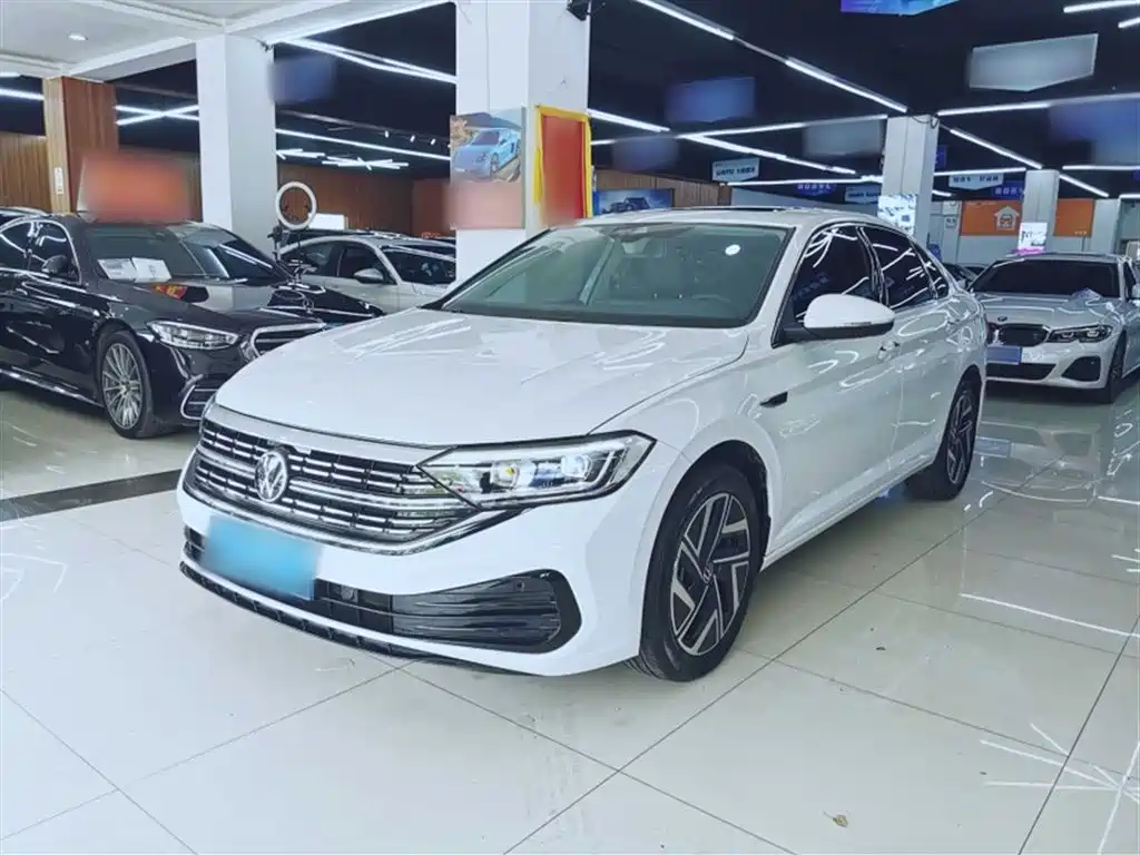 Volkswagen Sagitar 2024 300TSI DSG Surpass Edition фото 2