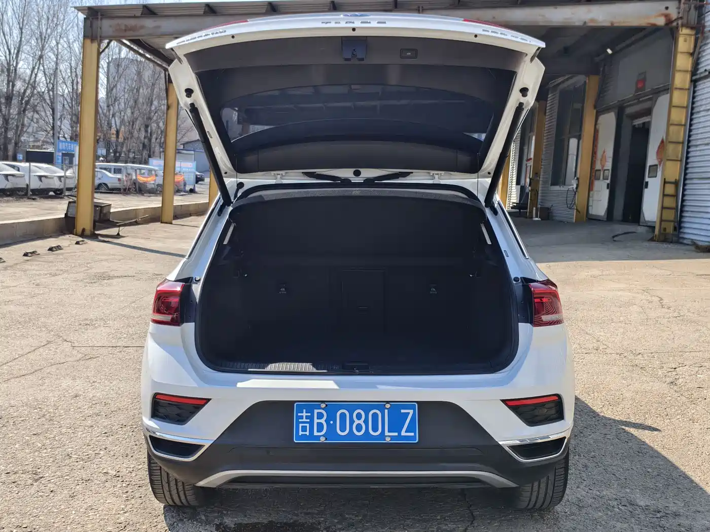 VOLKSWAGEN T ROC EXPLORING SONGS