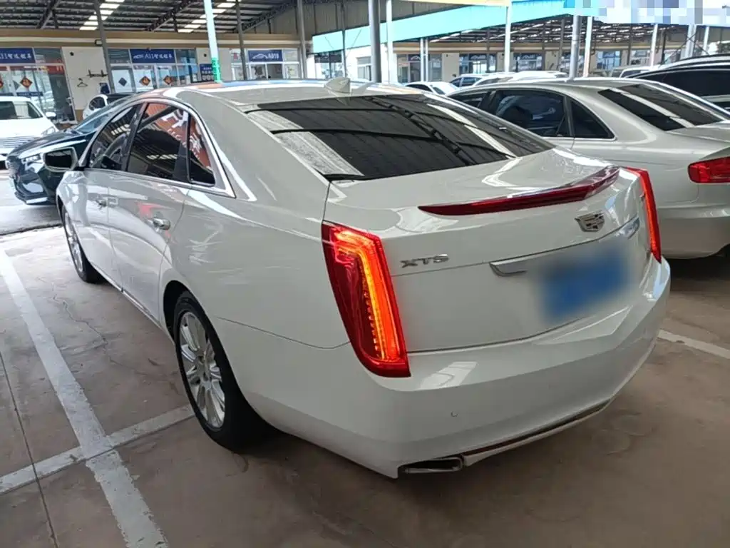 Фото 5 - Cadillac XTS